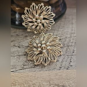 Emmons Circa 1966 "Gleaming Bows" Clip-On Earrings